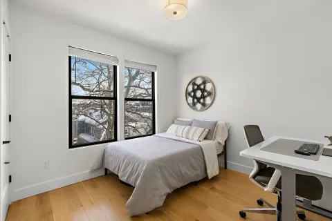 $880,000 | 320 Pacific Avenue, Unit 2, Jersey City, NJ 07304