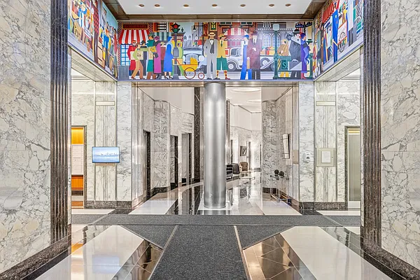 99 John Street, Unit 1101 Manhattan, NY 10038 - Photo 6 of 16 a view of entryway with a flower pot