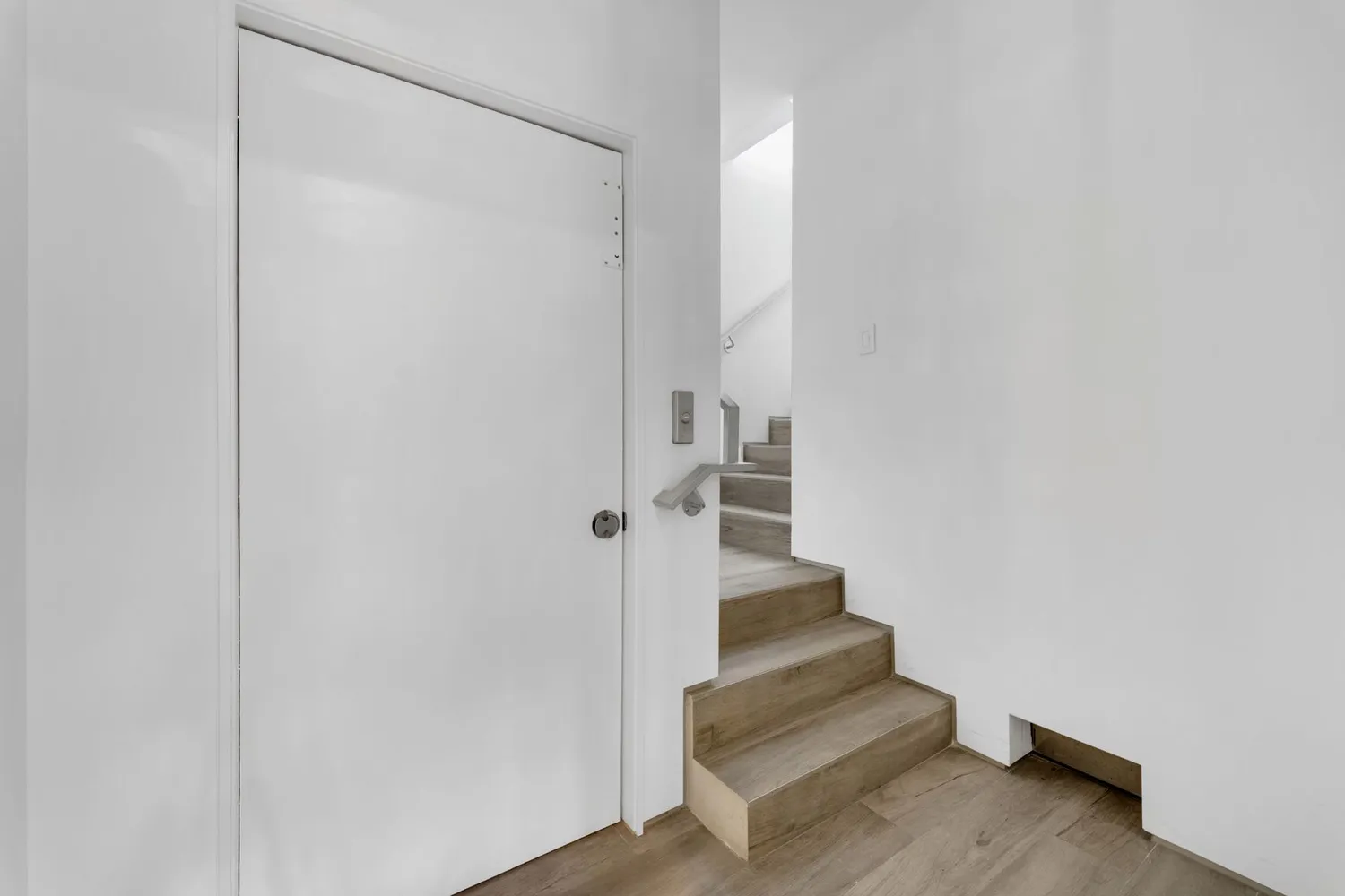 $2,750,000 | 1525 Bay Road, Miami Beach, FL 33139