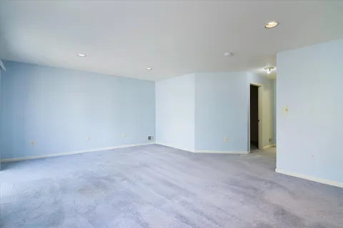 $470,000 | 60 Hickory Way, Mount Arlington, NJ 07856