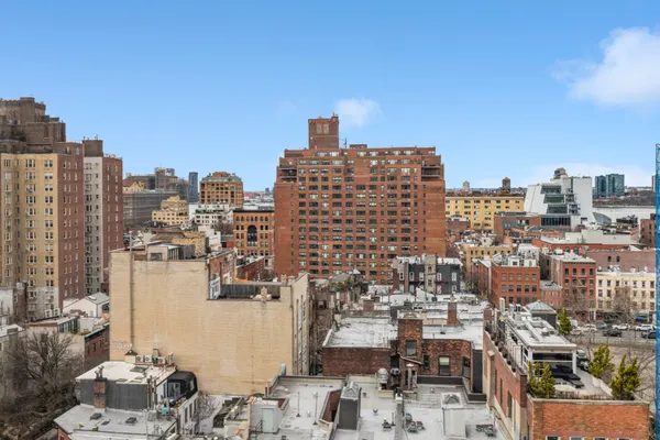 $2,495,000 | 14 Horatio Street, Unit 15CD | West Village