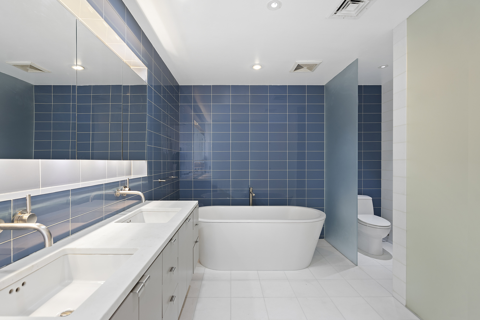 11 Vestry Street, Unit 5 Manhattan, NY 10013 - Photo 6 of 10