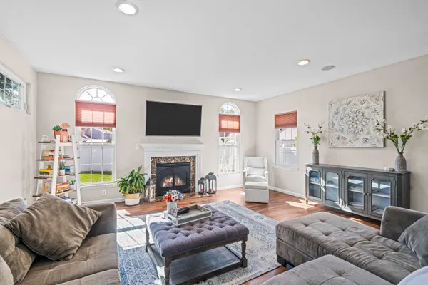 $570,000 | 3 Luray Lane, Marlton, NJ 08053