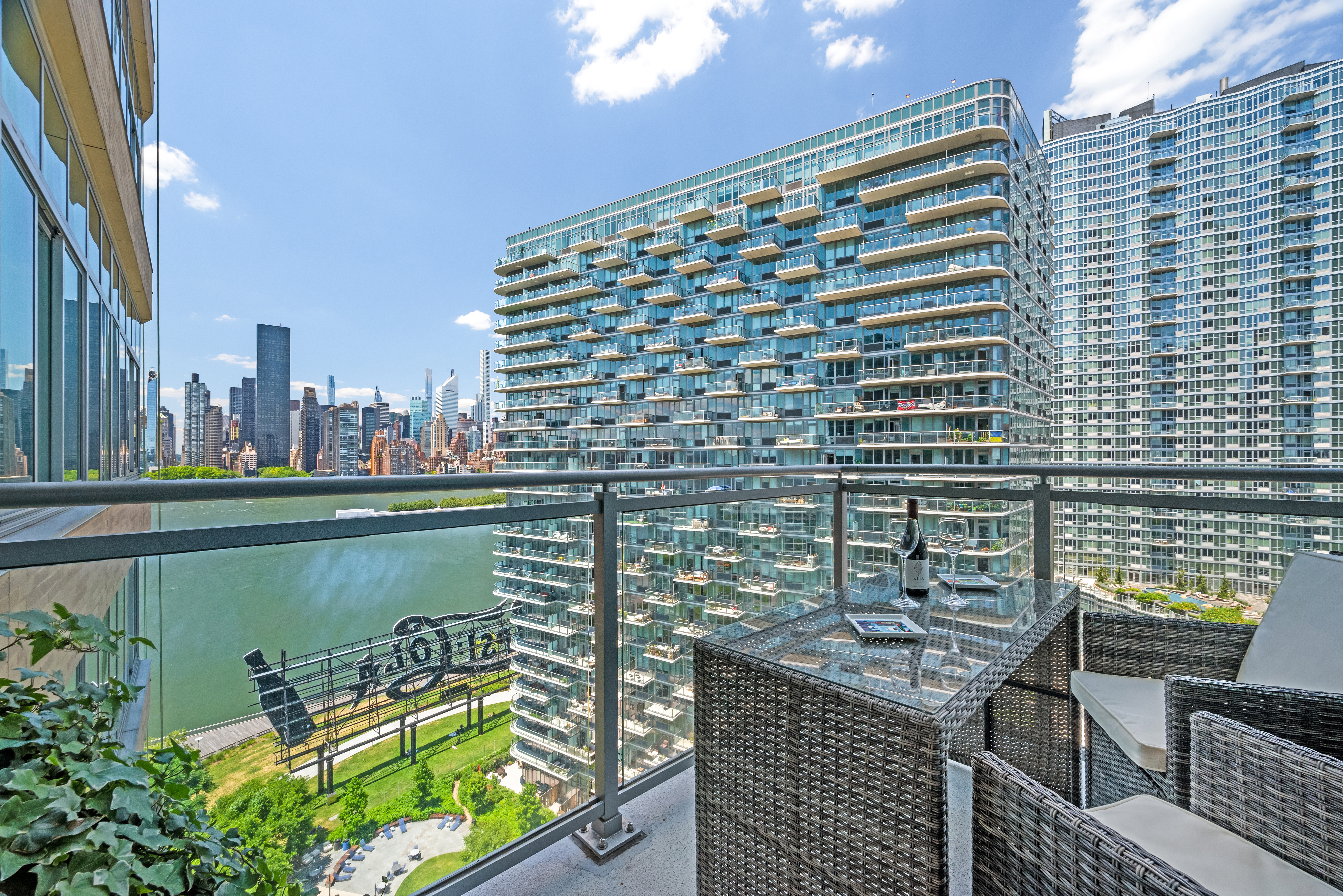 46-30 Center Boulevard, Unit 1603 Queens, NY 11109 - Photo 8 of 18