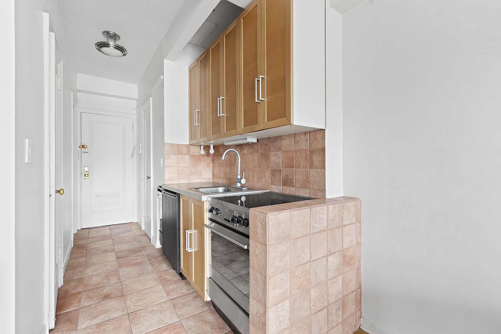 310 Riverside Drive, Unit 1510 Manhattan, NY 10025 - Photo 7 of 11