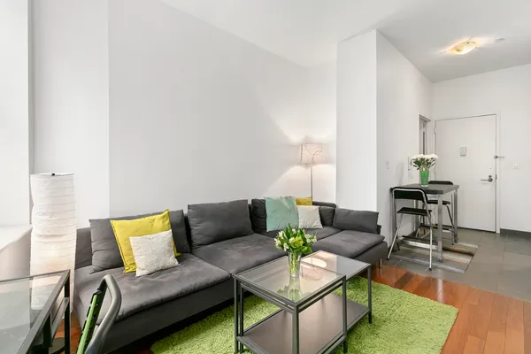 $3,500 | 1 Wall St Court, Unit 1107 | Financial District