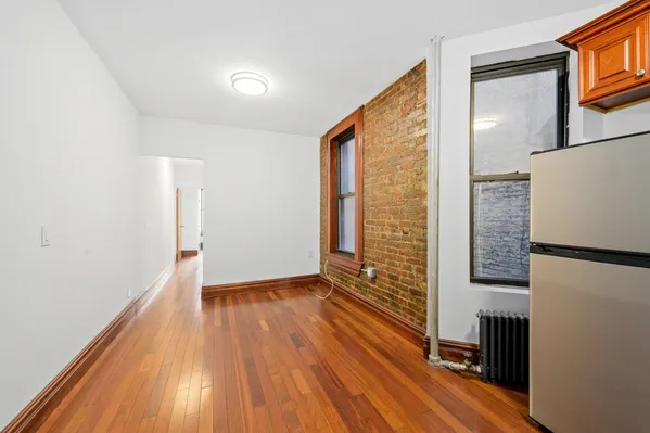 $3,100 | 144 West 109th Street, Unit 1E | Upper West Side