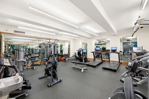 $1,395,000 | 110 East 57th Street, Unit 4FG | Midtown East