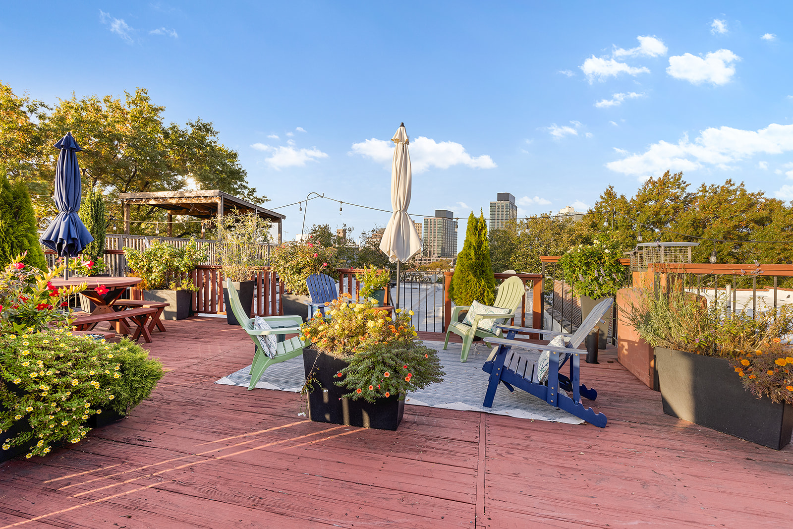 205 Park Place, Unit 13 Brooklyn, NY 11238 - Photo 6 of 8 a view of outdoor space with seating area and trees around