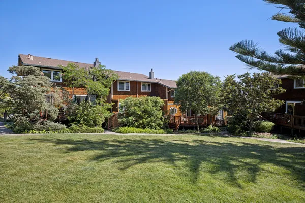 $948,000 | 5 Lower Via Casitas, Greenbrae, CA 94904