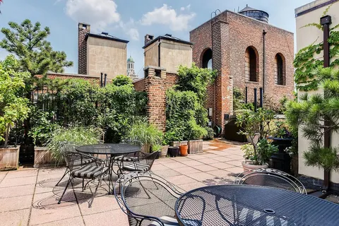 $1,400,000 | 30 5th Avenue, Unit 6H | Greenwich Village