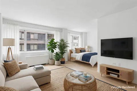 $495,000 | 330 East 49th Street, Unit 7M | Midtown East