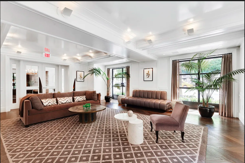530 Park Avenue, Unit 17A Manhattan, NY 10065 - Photo 18 of 22 Gallery Image 18