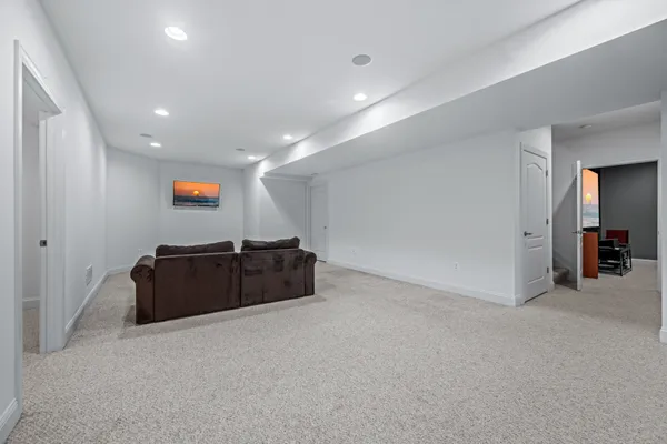 $1,050,000 | 8114 Kylemore Way, Ellicott City, MD 21043