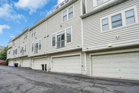 $940,000 | 2619 South Kenmore Court, Arlington, VA 22206