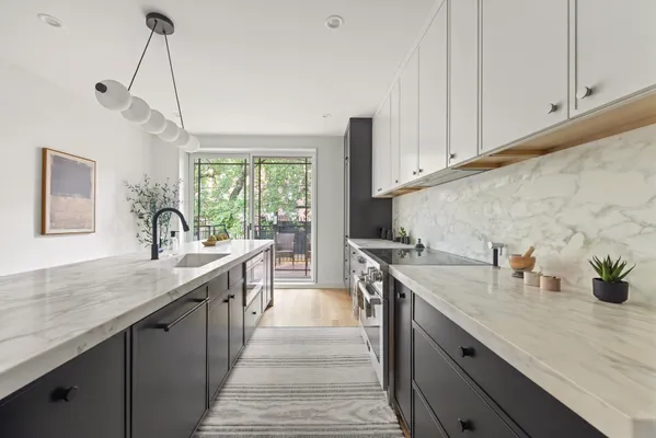 $2,925,000 | 356 Quincy Street | Bedford-Stuyvesant