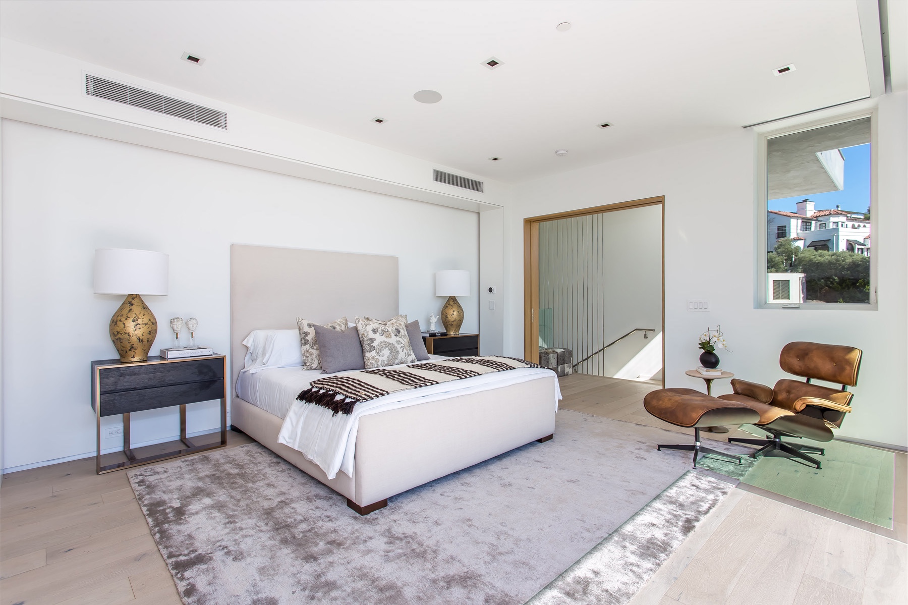 1413 Queens Road West Hollywood, CA 90069 - Photo 17 of 30
