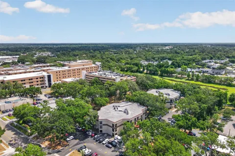 $360,000 | 500 Vonderburg Drive, Unit 314, Brandon, FL 33511
