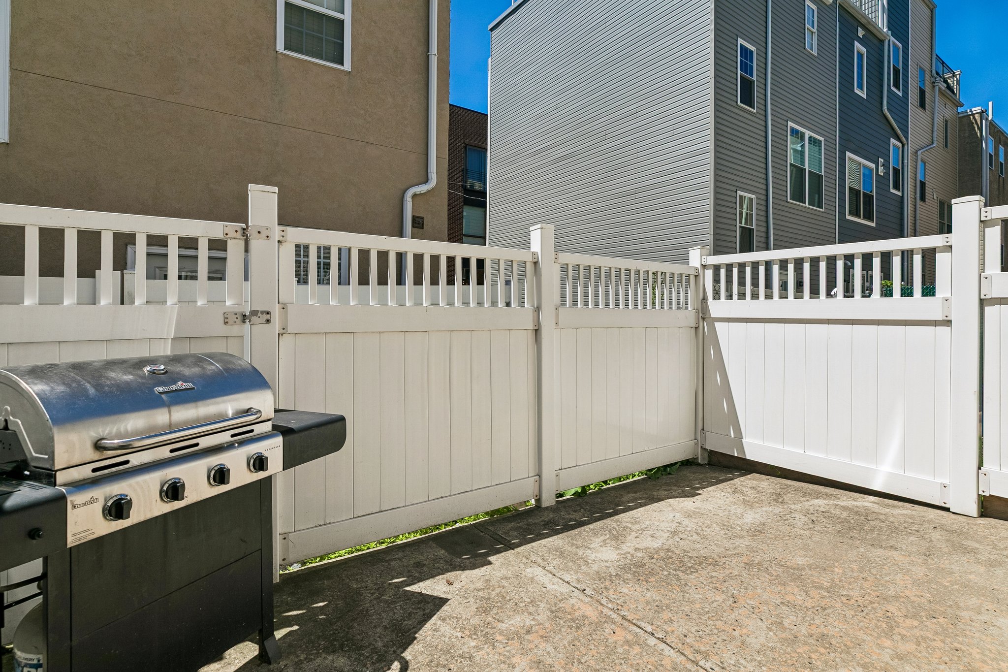 2128 Carpenter Street Philadelphia, PA 19146 - Photo 17 of 49