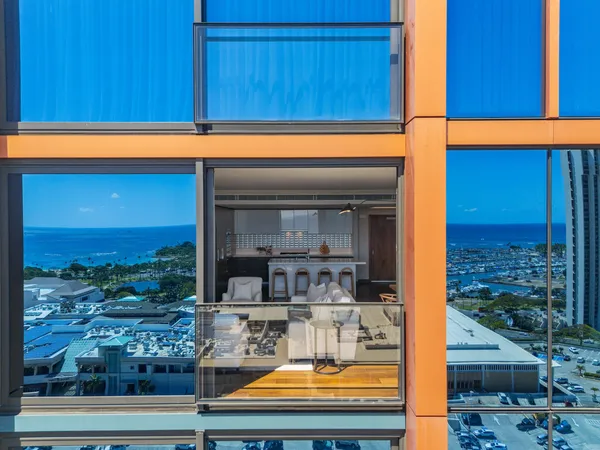 $3,495,000 | 1555 Kapiolani Boulevard, Unit 2002, Honolulu, HI 96814