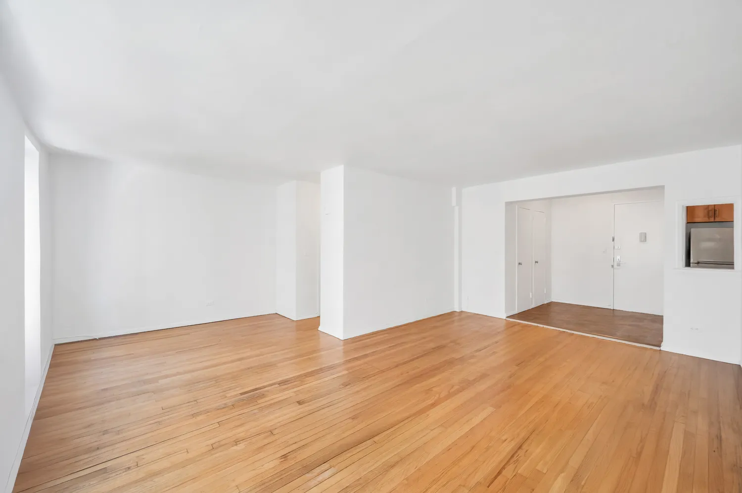 $3,200 | 200 East 28th Street, Unit 6F | Kips Bay