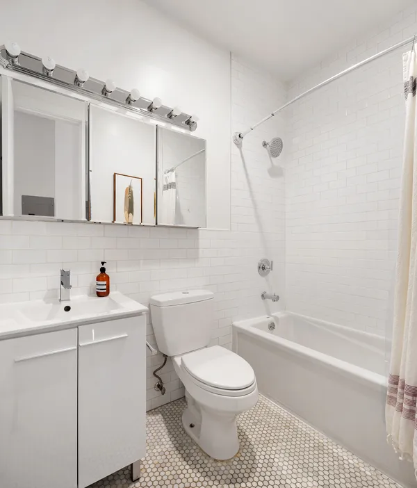 $5,100 | 253 Wyckoff Avenue, Unit 2 | Bushwick
