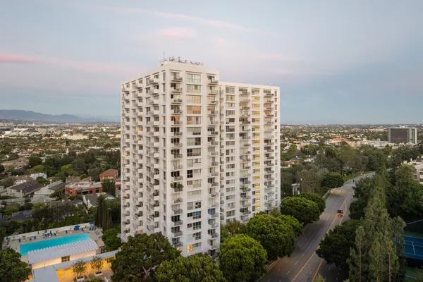 $1,295,000 | 2170 Century Park East, Unit 2107, Los Angeles, CA 90067