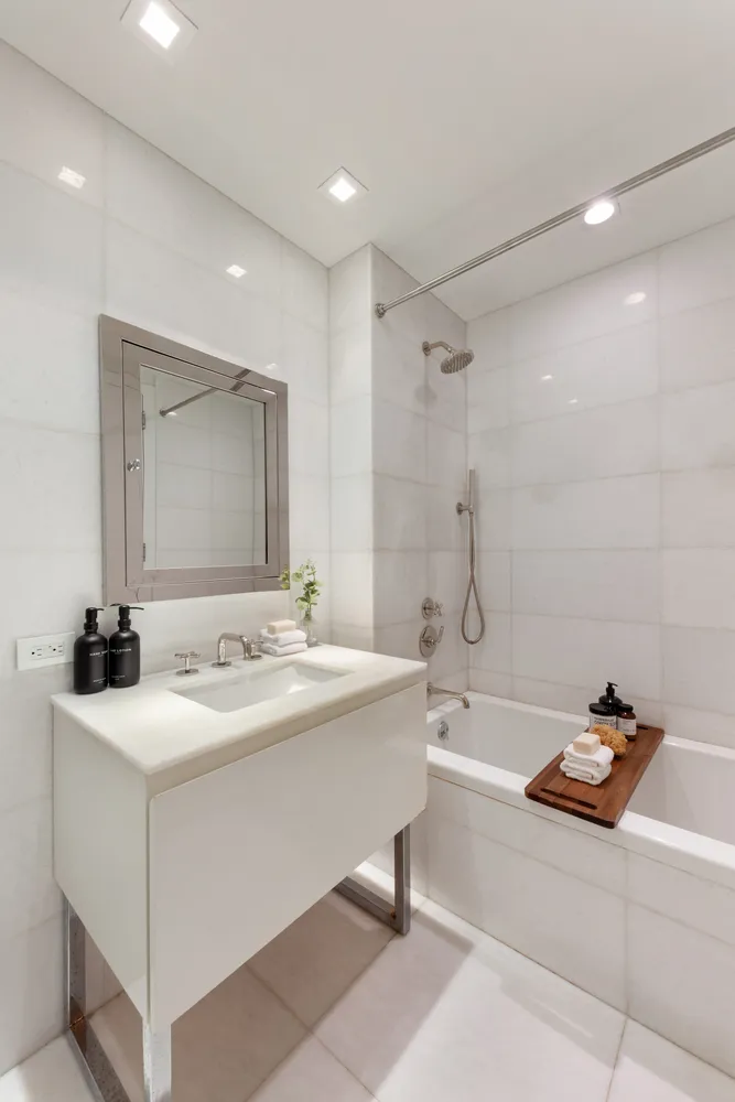 $3,000,000 | 5 Franklin Place, Unit 3A | TriBeCa