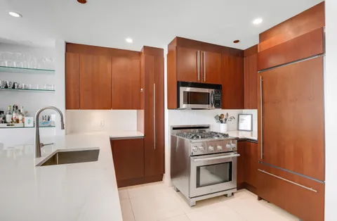 $2,495,000 | 205 East 22nd Street, Unit PHF | Gramercy