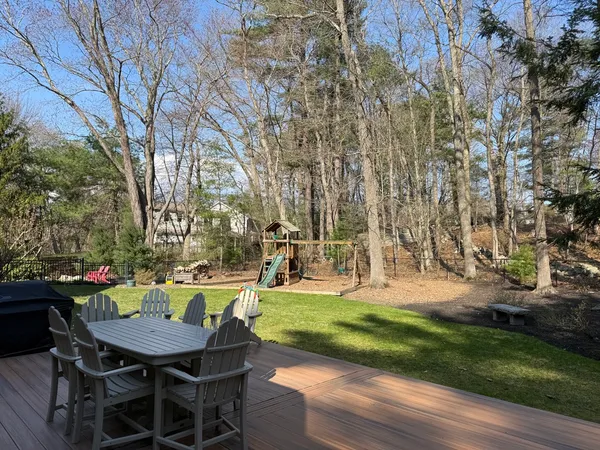 Contact Agent | 440 King Street, Cohasset, MA 02025