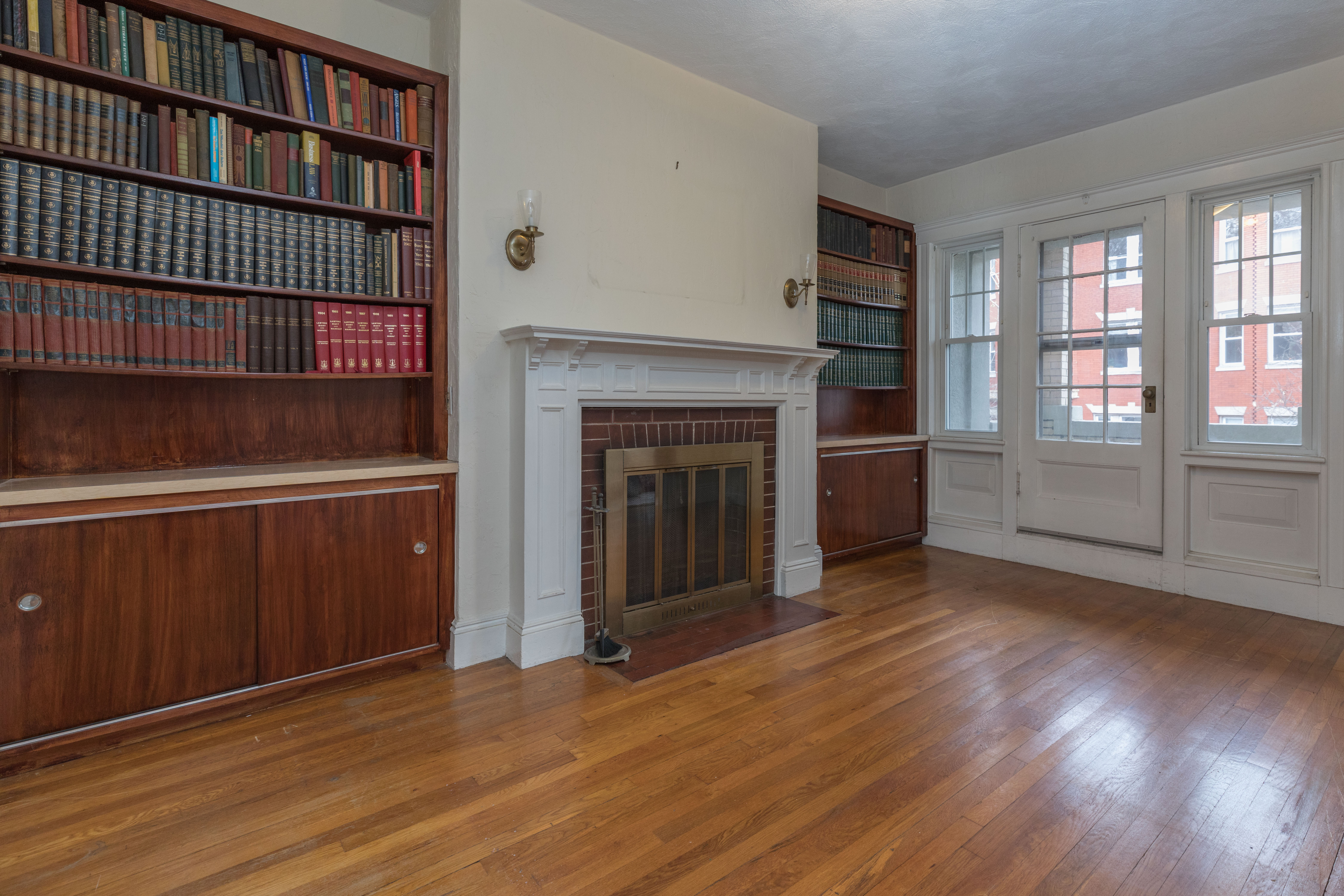 6 Claflin Road Brookline, MA 02445 - Photo 4 of 15