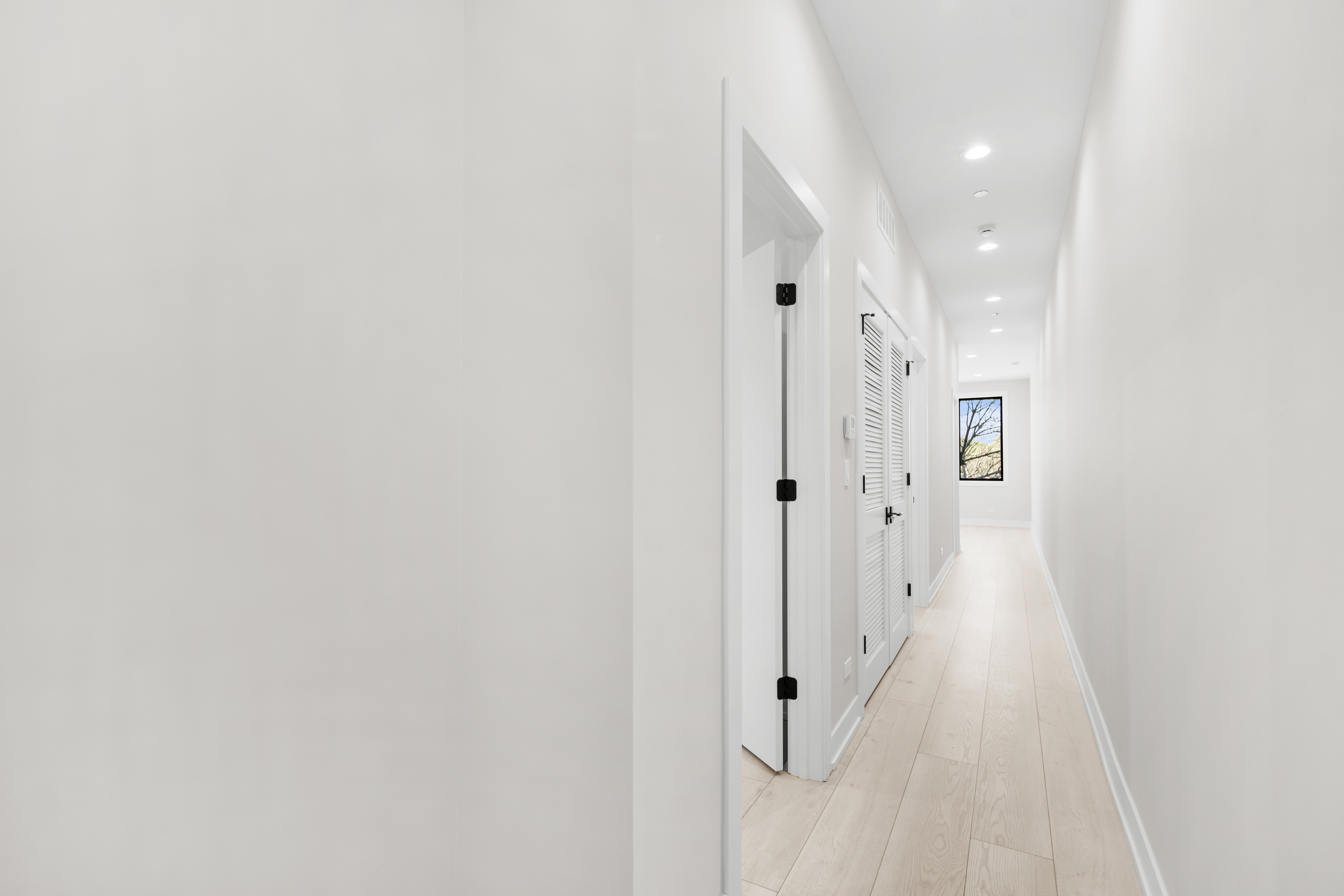 1327 West Taylor Street, Unit 2W Chicago, IL 60607 - Photo 13 of 20