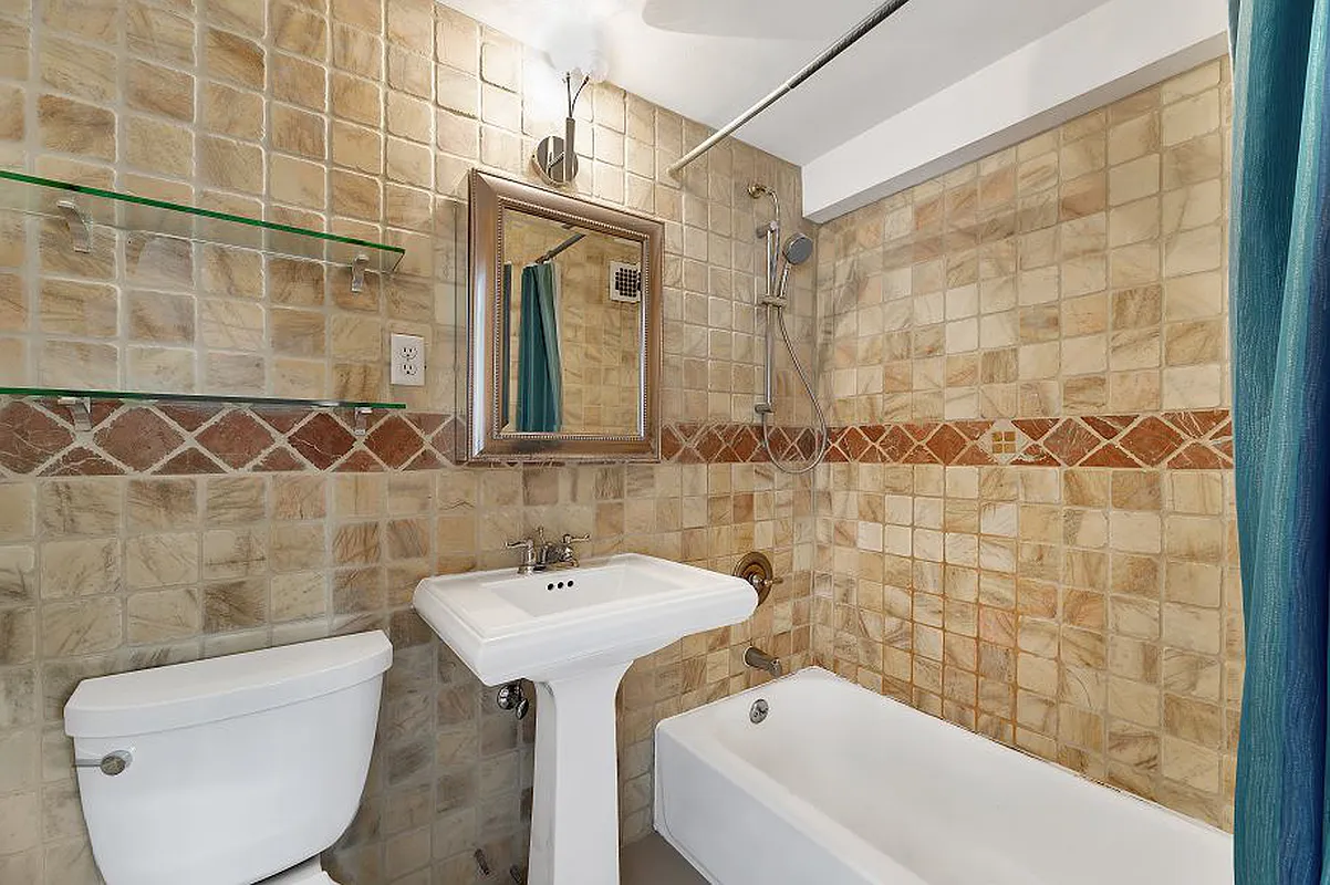 408 West 57th Street, Unit 9O Manhattan, NY 10019 - Photo 4 of 7