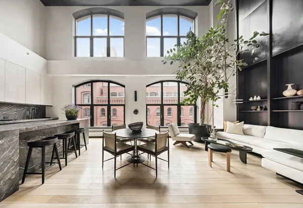 $6,995,000 | 415 Washington Street, Unit 5A | TriBeCa