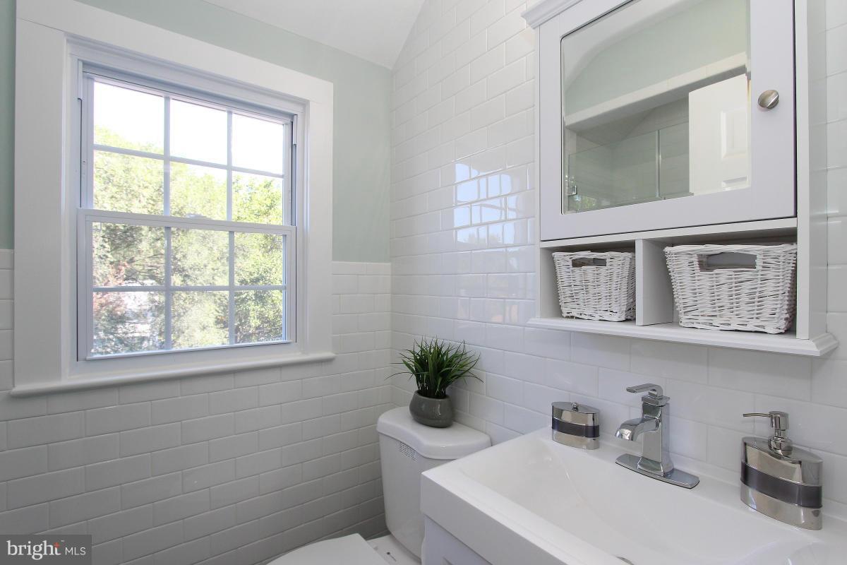 4889 Queens Chapel Terrace Northeast Washington, DC 20017 - Photo 9 of 16