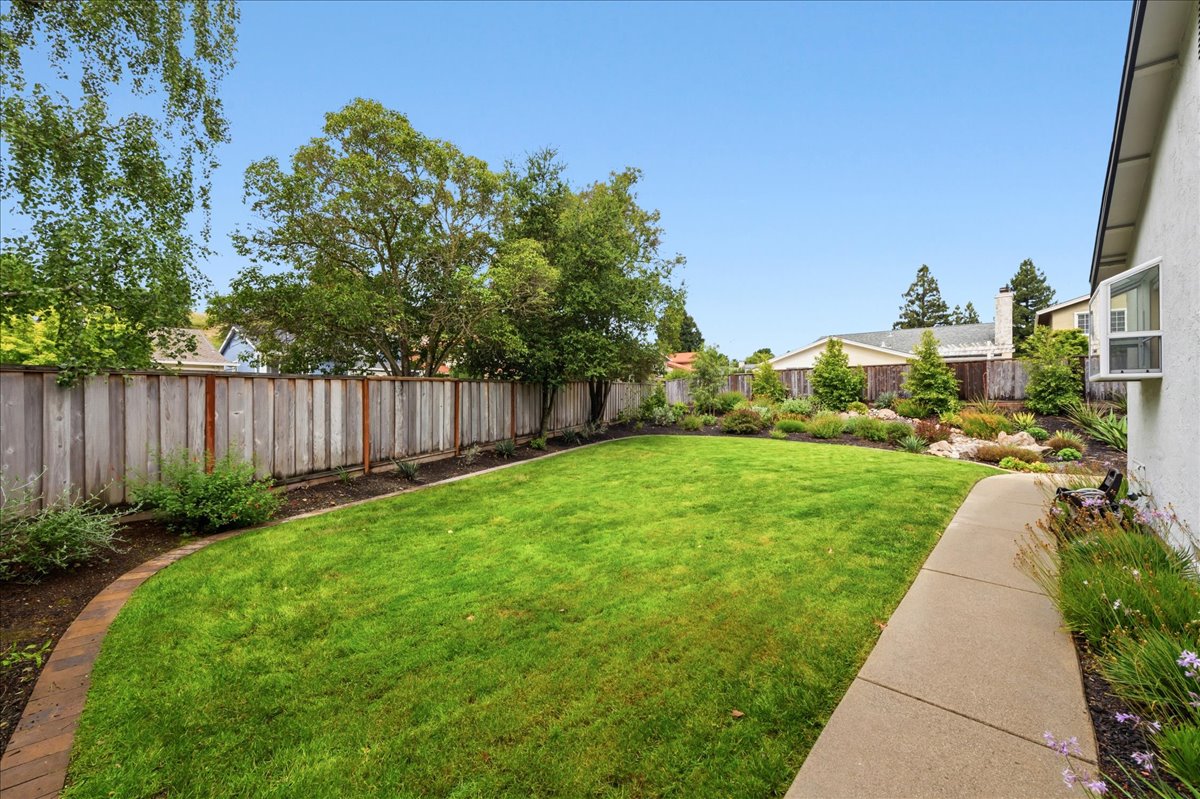 429 Santander Drive San Ramon, CA 94583 - Photo 3 of 15 Gallery Image 3
