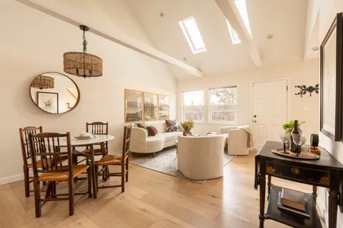 $989,000 | 12458 Laurel Terrace Drive, Studio City, CA 91604