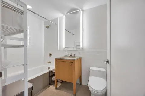 $3,195,000 | 2628 Broadway, Unit 15B | Upper West Side