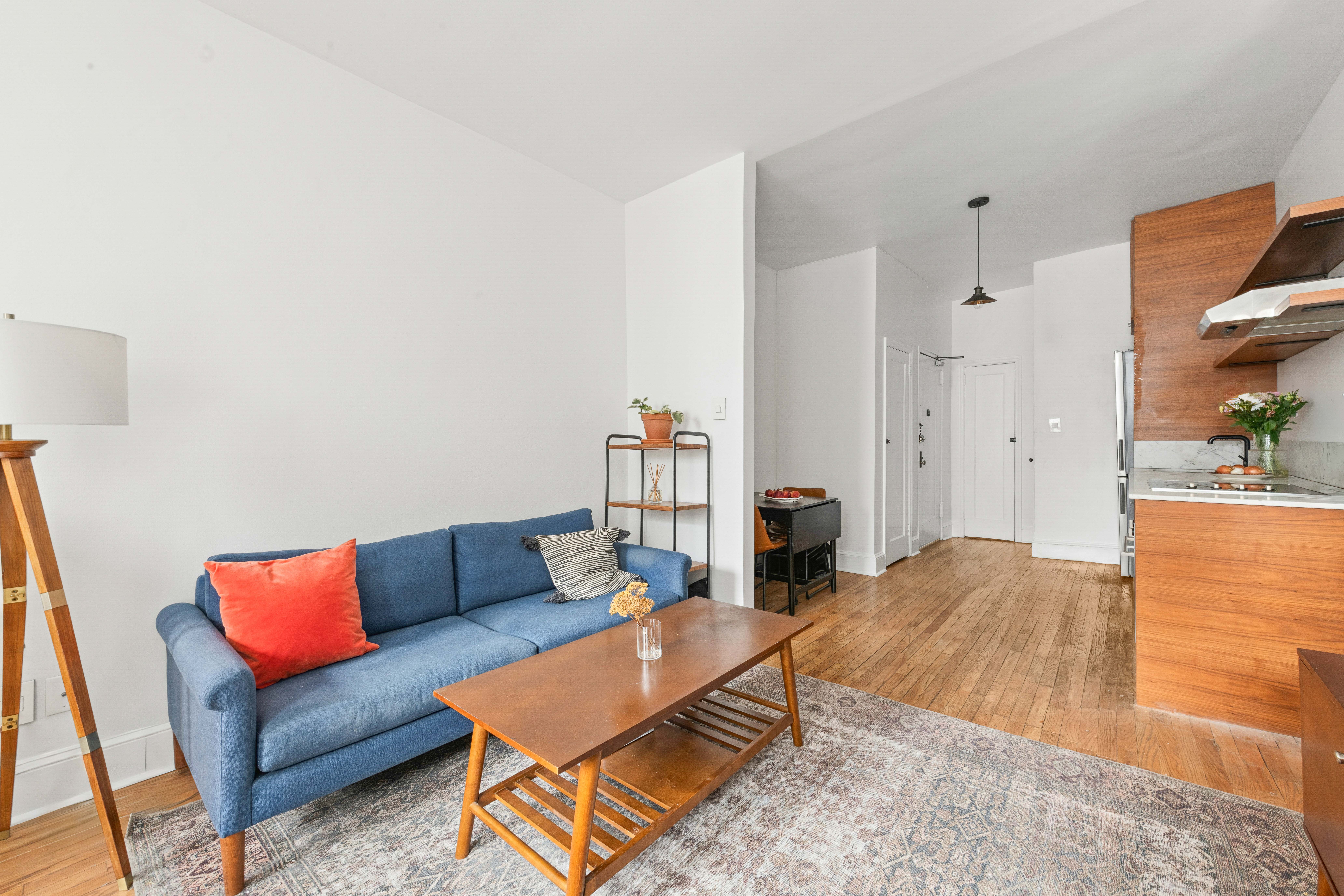 215 East 29th Street, Unit 33 Manhattan, NY 10016 - Photo 3 of 8