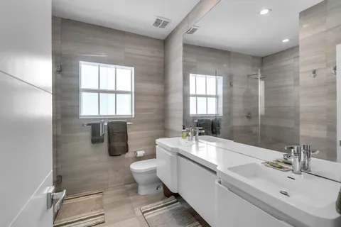 $3,750,000 | 707 West 54th Street, Miami Beach, FL 33140