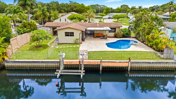 $699,000 | 5960 Southwest 13th Street, Plantation, FL 33317