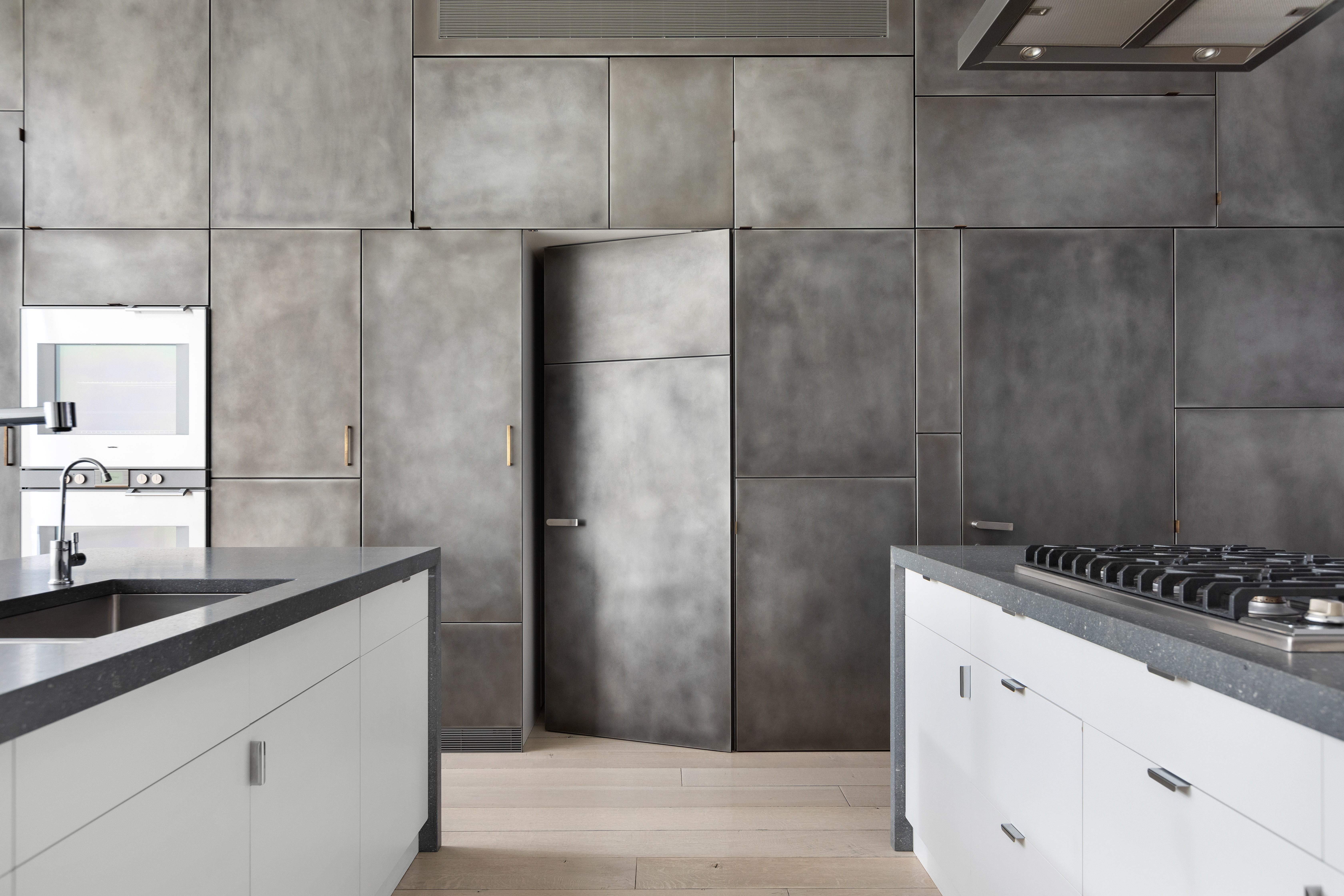 137-141 Duane Street, Unit PH Manhattan, NY 10013 - Photo 8 of 33