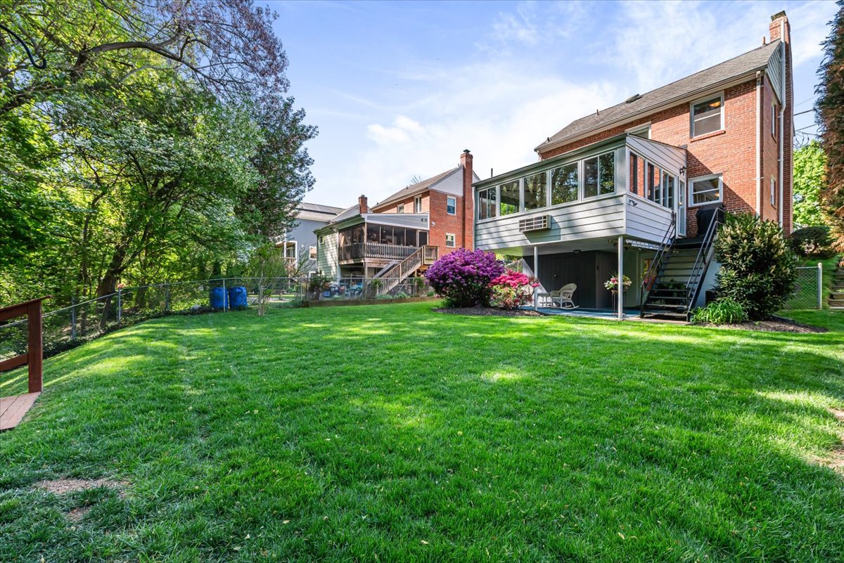 1507 Dublin Drive Silver Spring, MD 20902 - Photo 31 of 37