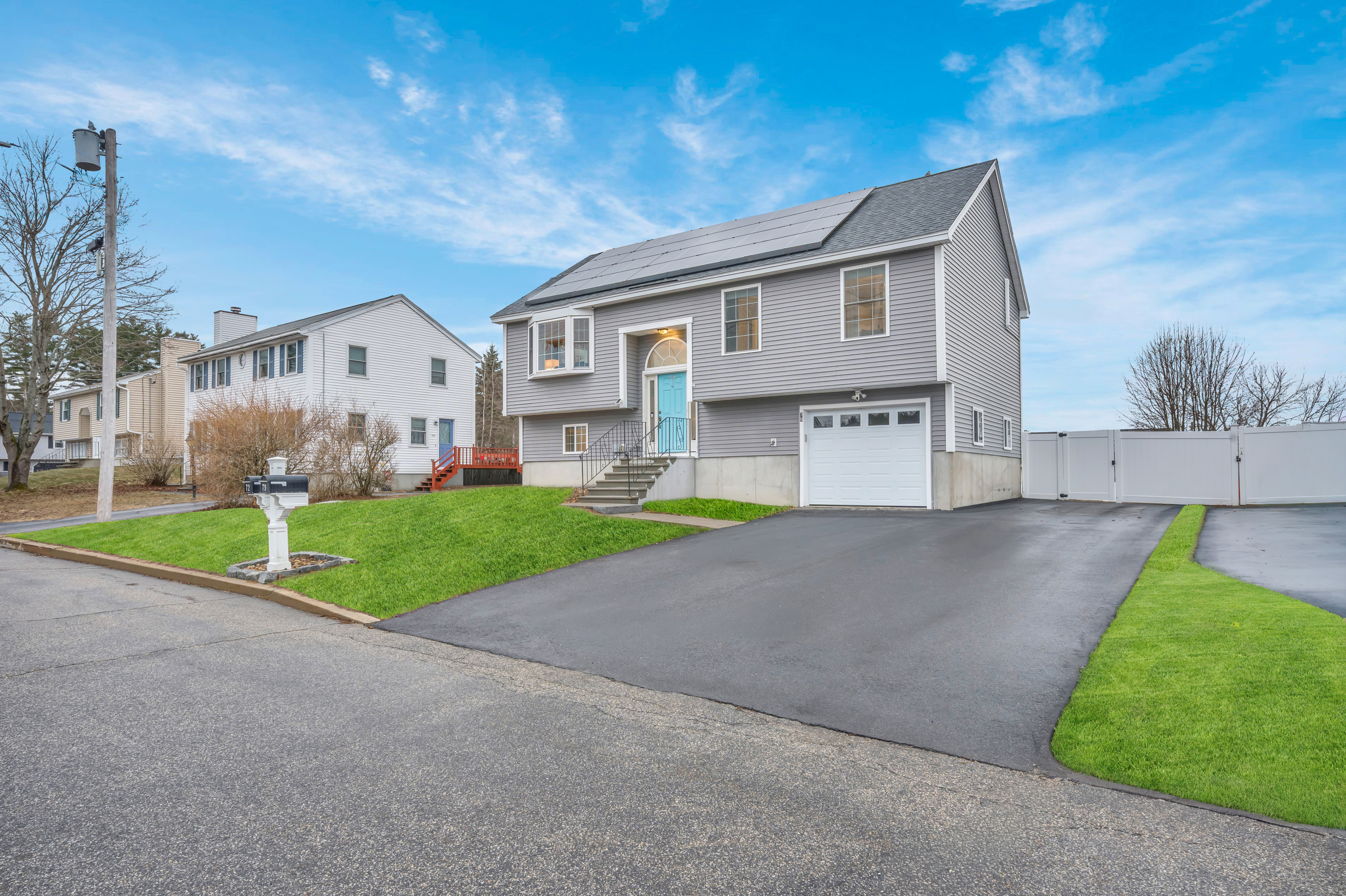 79 Pullman Street Manchester, NH 03103 - Photo 25 of 29