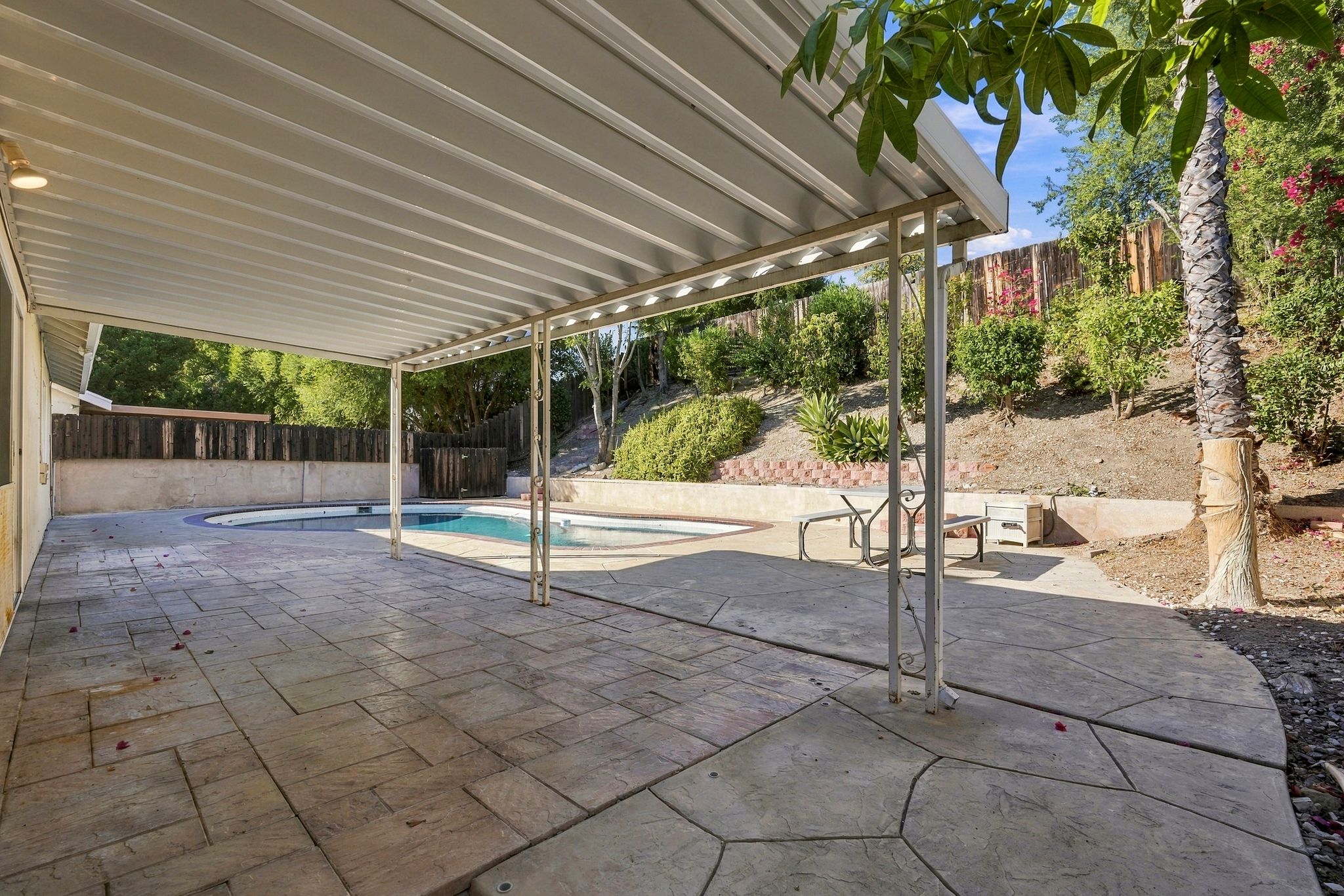24107 Highlander Road West Hills, CA 91307 - Photo 26 of 34 Gallery Image 26