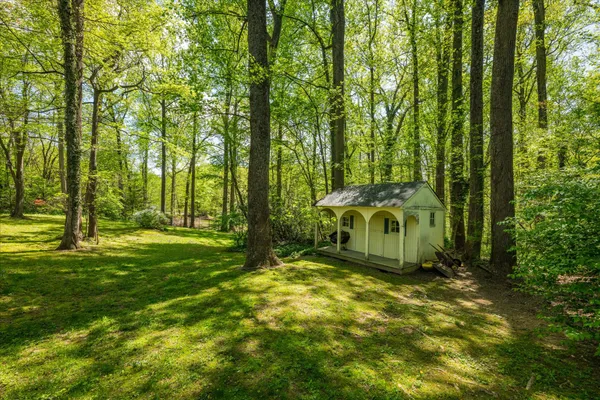 $2,400,000 | 11304 Skipwith Lane, Potomac, MD 20854