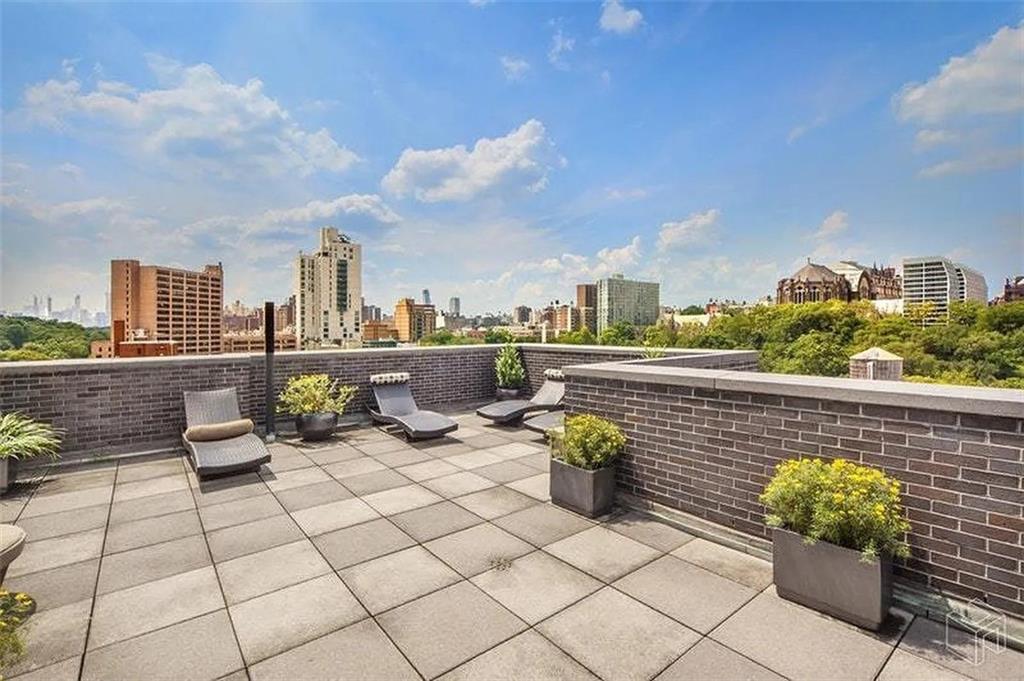 2101 8th Avenue, Unit PH10B Manhattan, NY 10026 - Photo 20 of 22 Gallery Image 20