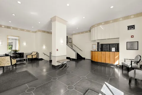 $300,000 | 3901 Cathedral Avenue Northwest, Unit 320, Washington, DC 20016