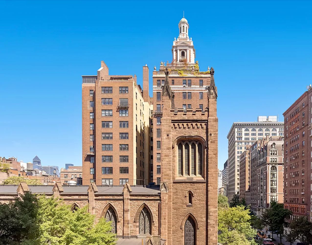 $1,525,000 | 30 5th Avenue, Unit 8G | Greenwich Village