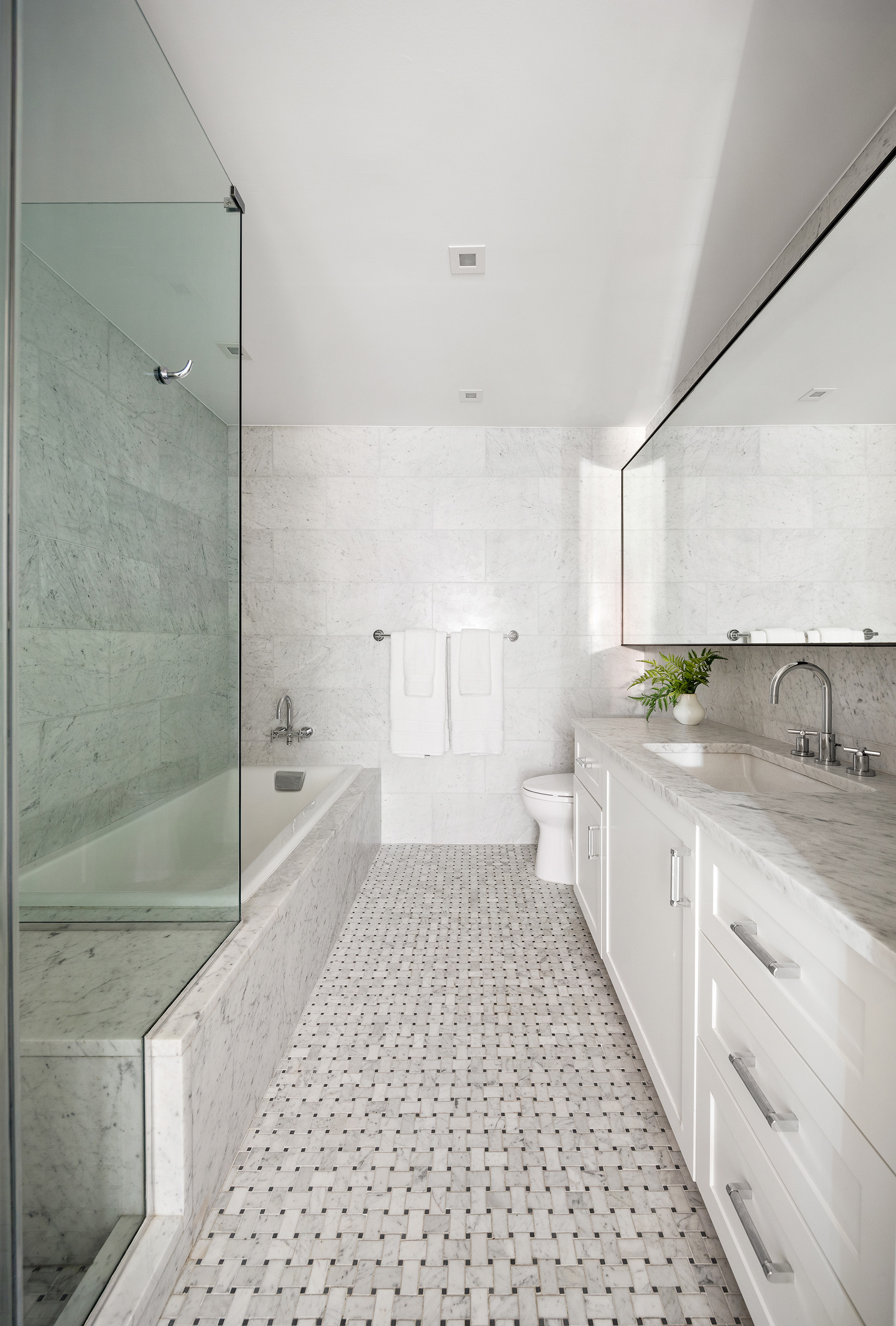 334 West 19th Street, Unit PHB Manhattan, NY 10011 - Photo 17 of 21